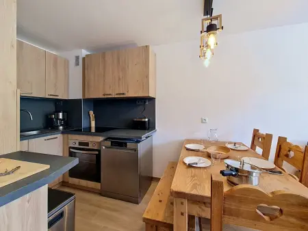 Appartement lumineux à Les Menuires, balcon, animaux admis : photo 5