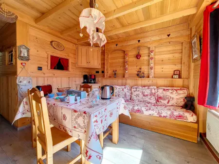 Appartement 2 pièces + cabine, balcon Ouest aux Menuires : photo 3