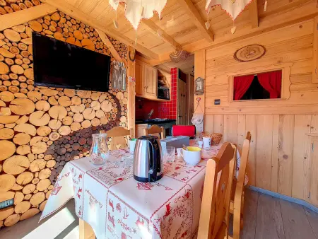 Appartement 2 pièces + cabine, balcon Ouest aux Menuires : photo 6