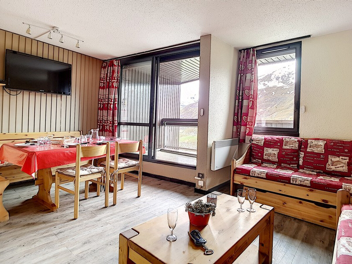 Appartement skis aux pieds, parking couvert, balcon ouest - Reberty 1850 - Photo 2
