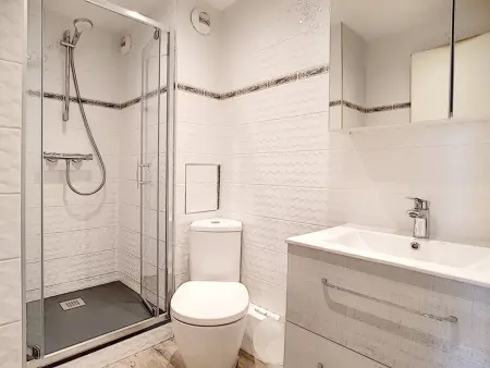 Studio 17 m² skis aux pieds, balcon Est, Les Menuires : photo 10