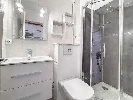 Studio 17 m² avec balcon Est aux Menuires, pistes aux pieds : photo 11