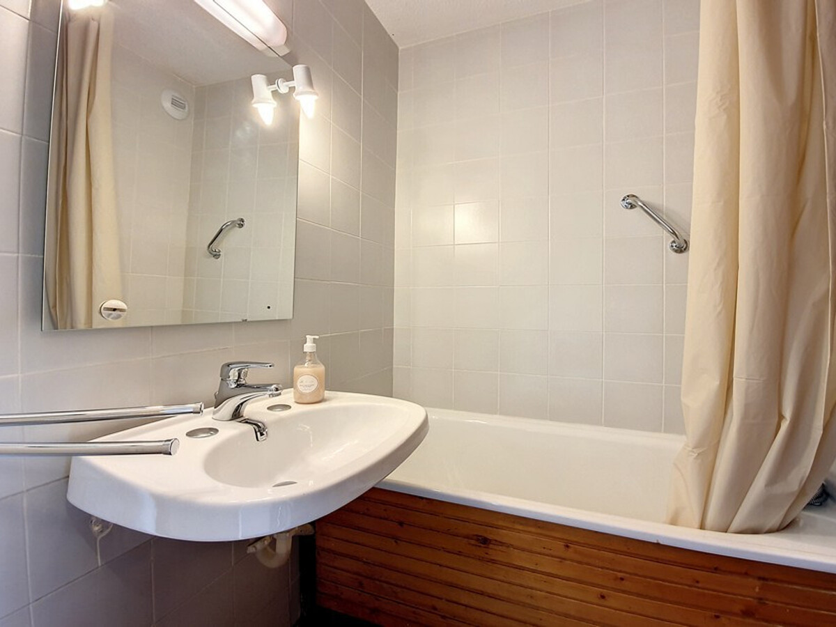 Spacieux appartement 6 pers, balcon, départ ski aux pieds - Photo 14