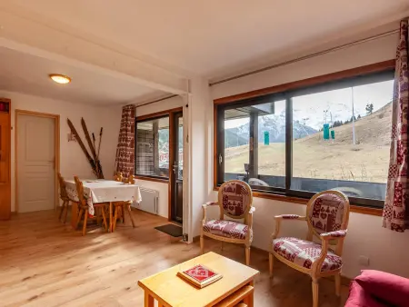 Appartement 6 pers. skis aux pieds, double balcon à Méribel : photo 4