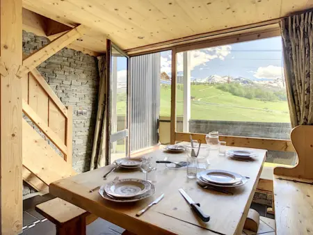 Location appartement à Les Menuires, Duplex rénové aux Menuires, ski aux pieds, balcon