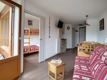 Location appartement à Les Menuires, Appartement moderne et lumineux proche pistes avec balcon