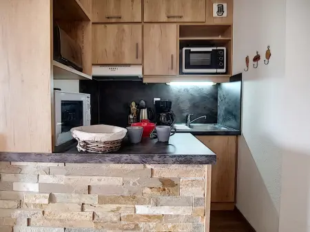 Appartement 2 pièces aux Menuires, balcon sud, 6e étage : photo 6