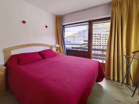 Appartement 3 pièces 49 m² aux Menuires, balcon d'angle Sud/Est : photo 12