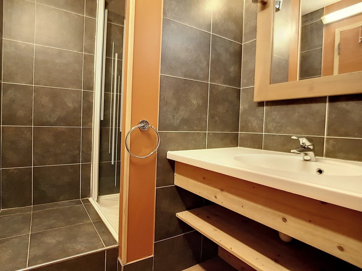 Appartement 8 pers aux Menuires, accès direct piste ski - Photo 10