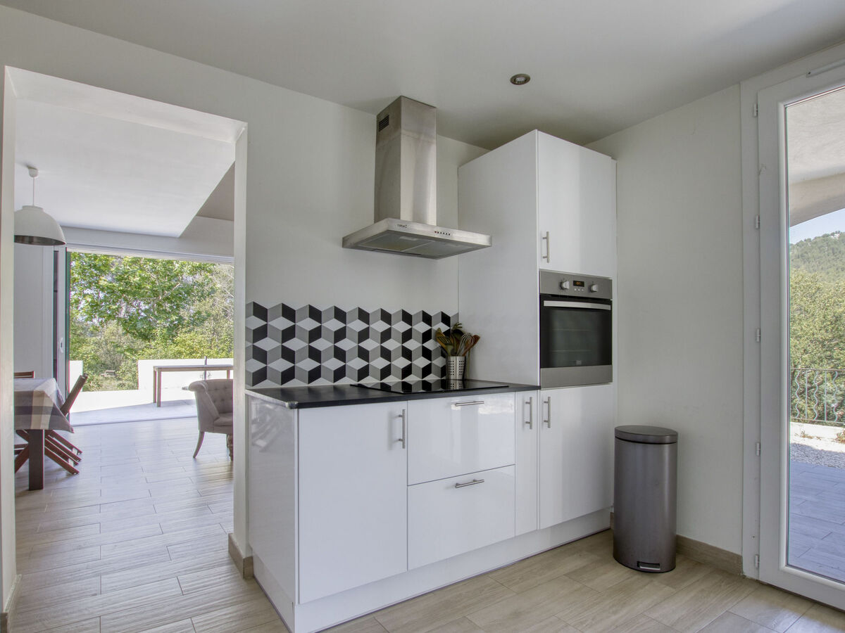 Villa 160 m² sur 5 500 m² de terrain à Saint-Cyr-sur-Mer - Photo 10