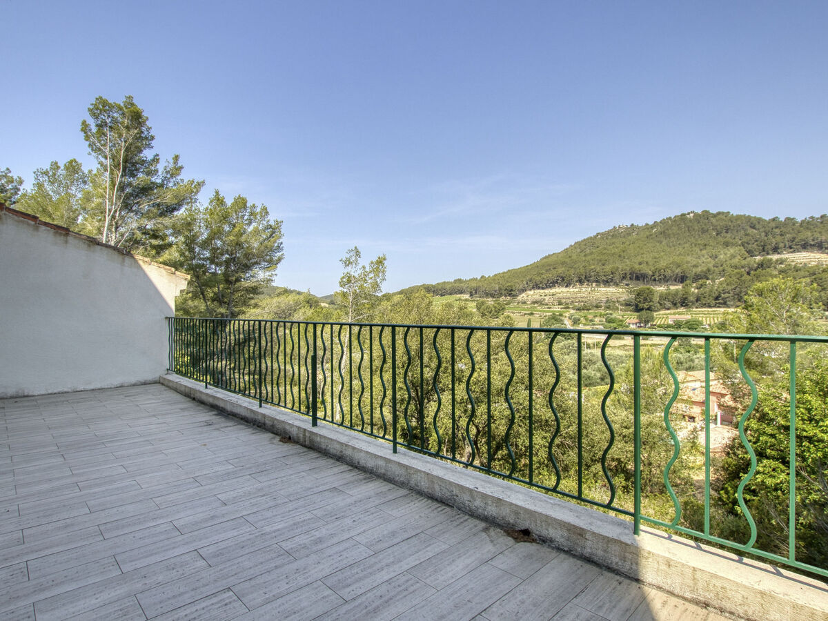 Villa 160 m² sur 5 500 m² de terrain à Saint-Cyr-sur-Mer - Photo 22