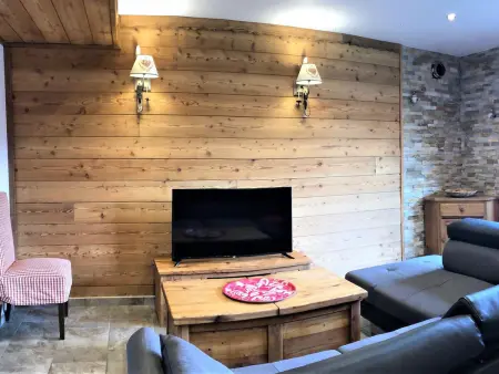 Chalet confortable 8-10 pers. près des pistes, terrasse, parking privé - Photo 1