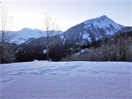 Chalet confortable 8-10 pers. près des pistes, terrasse, parking privé - Photo 16