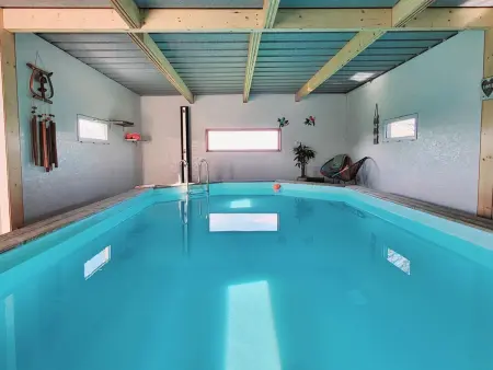 Gîte en grange avec cabane enfants et piscine chauffée : photo 5