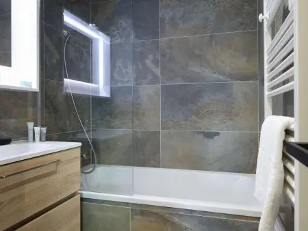 Appart. 3 chambres au dernier étage - Courchevel 1650 : photo 8