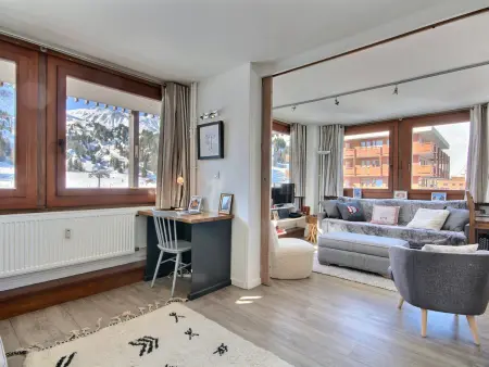 Appartement rénové 64m² 4 pers, balcon vue pistes : photo 2