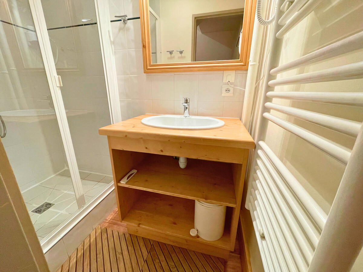 Duplex 6 pers Les Menuires, balcon vue montagne - Photo 9