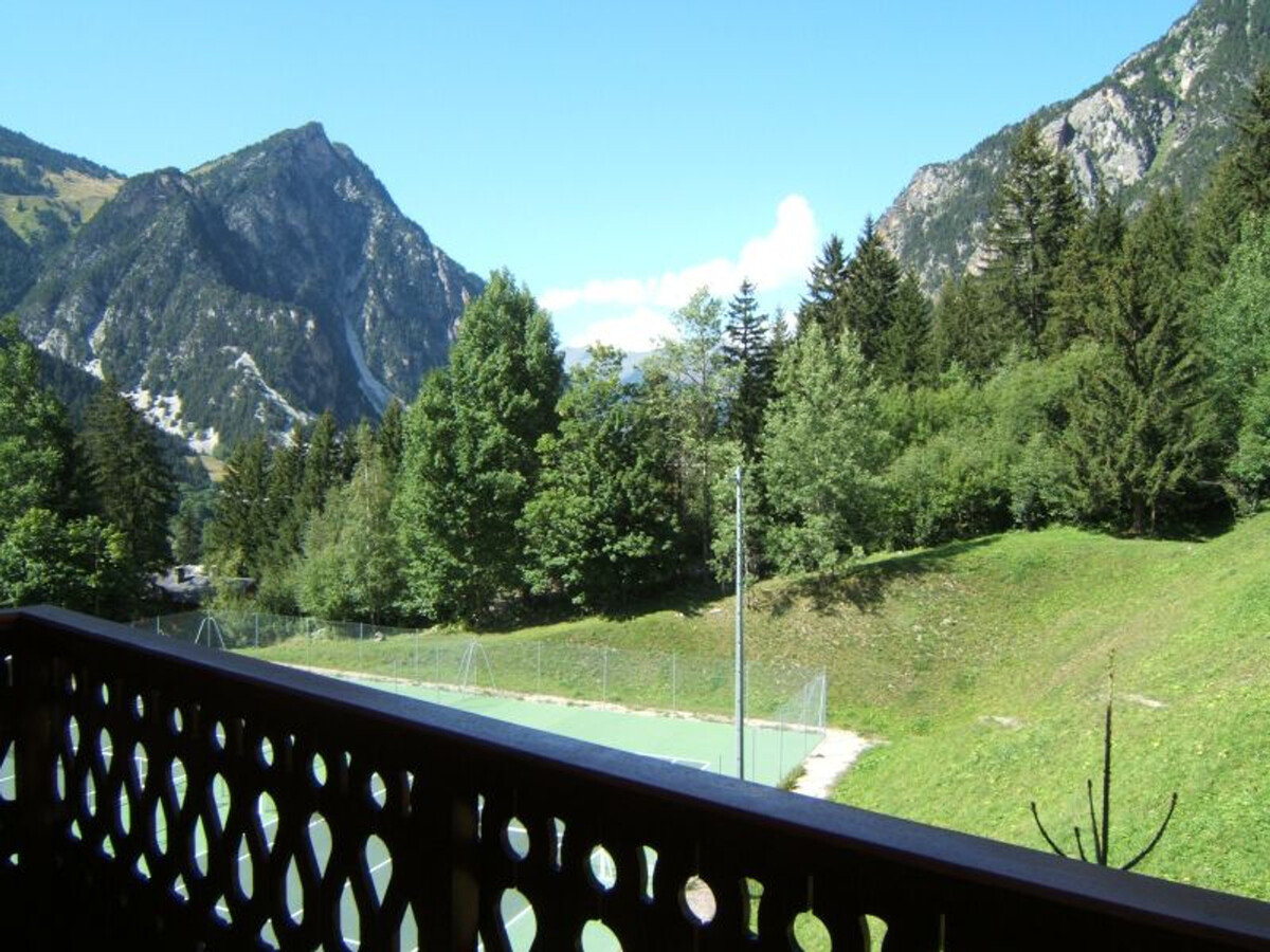 T2 montagne Pralognan, balcon Est et casier à skis - Photo 9
