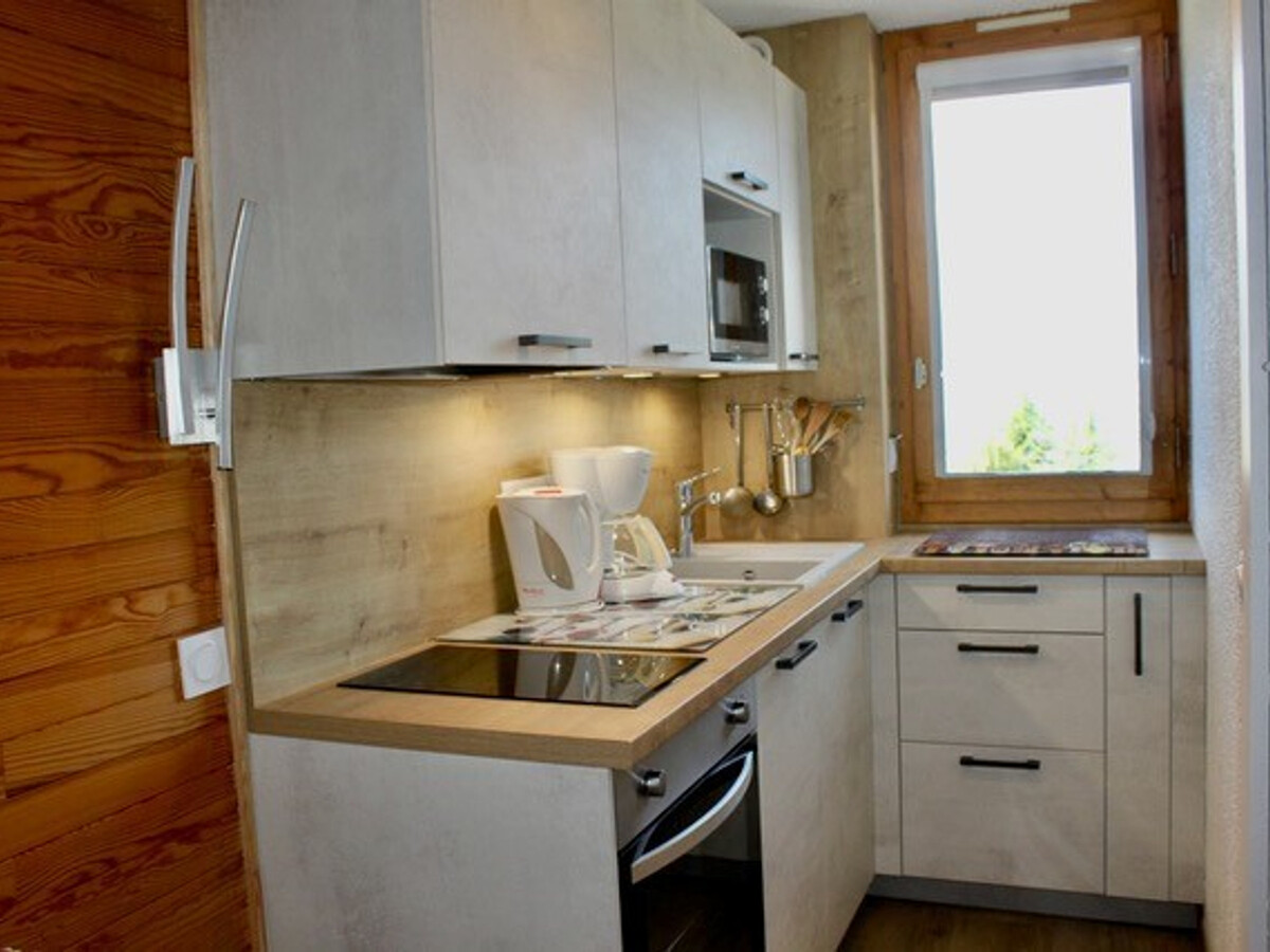 Appartement 2 pièces rénové, 150m des pistes - Photo 2