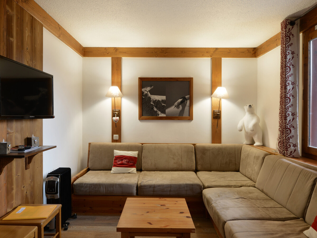 Appartement 3 ch, 10 pers, rénové 2019 à 150m des pistes - Photo 2