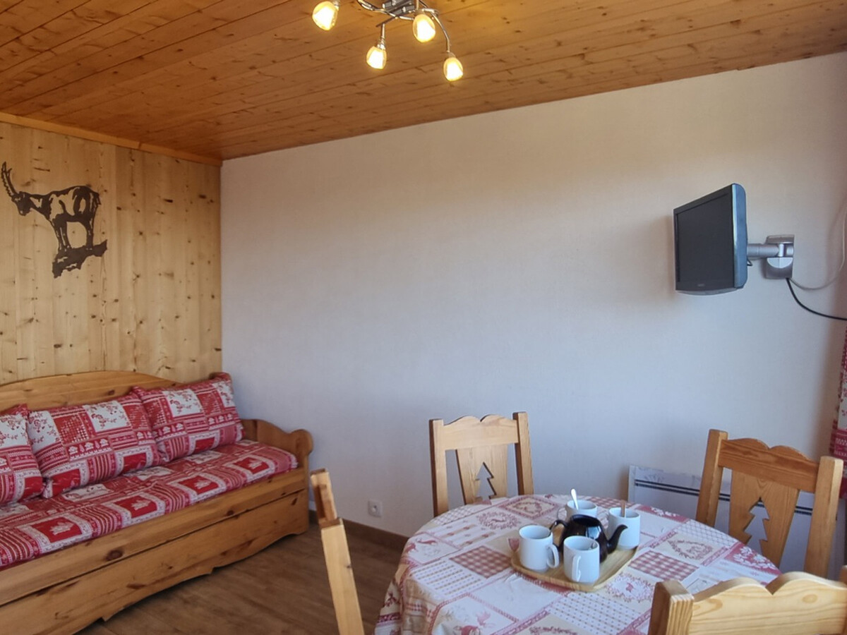 Studio 26m² rénové vue Mont-Blanc, skis aux pieds - Photo 4