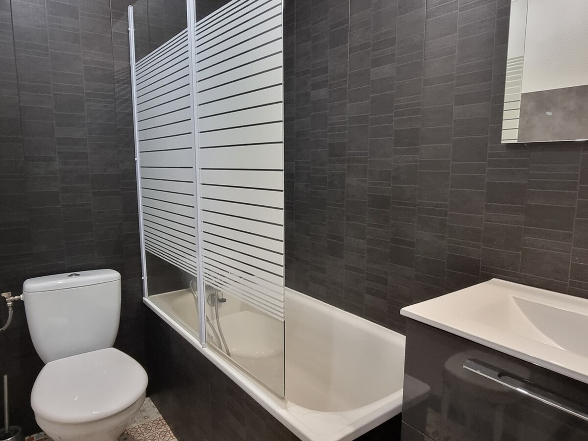 Studio 26m² rénové vue Mont-Blanc, skis aux pieds - Photo 7