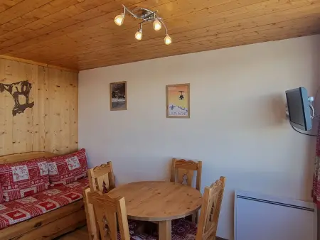 Location appartement à Plagne Aime 2000, Studio rénové au pied des pistes avec vue Mont-Blanc