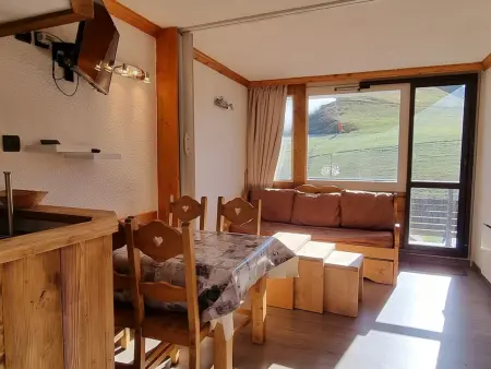 Location appartement à Plagne Aime 2000, Studio 2 étoiles skis aux pieds - Vue sur pistes
