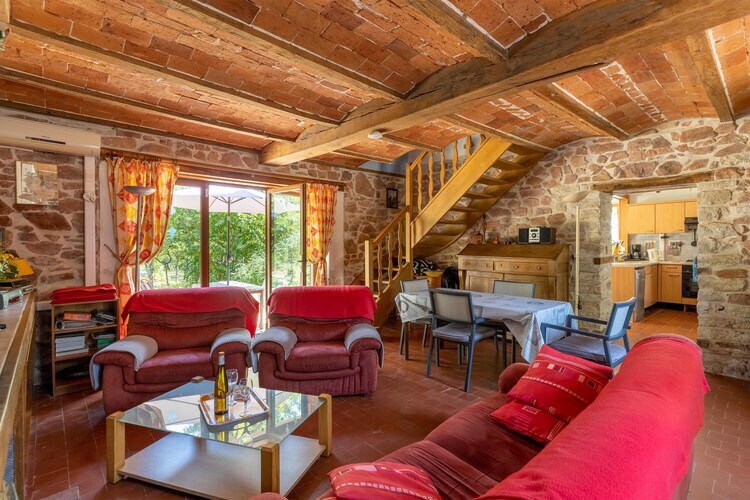 La Maison aux Volets Rouges – Rouy, piscine et jardin - Photo 2