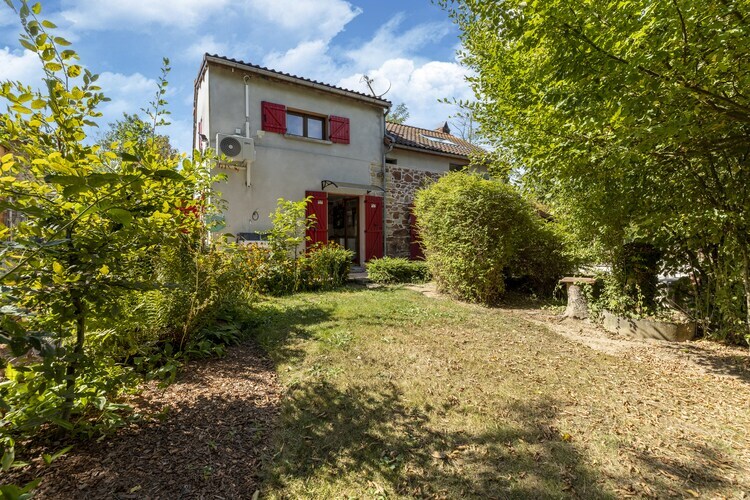 La Maison aux Volets Rouges – Rouy, piscine et jardin - Photo 6