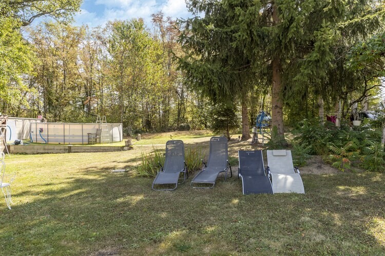 La Maison aux Volets Rouges – Rouy, piscine et jardin - Photo 31