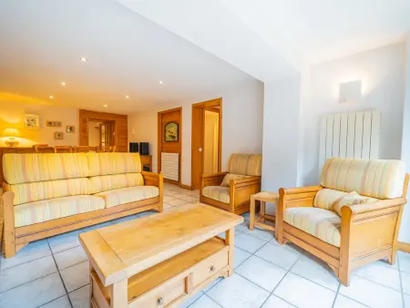 Appart 3 chambres terrasse 15m², garage privatif La Clusaz : photo 2