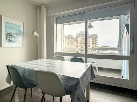 T3 74m² vue port à Courseulles-sur-Mer : photo 8