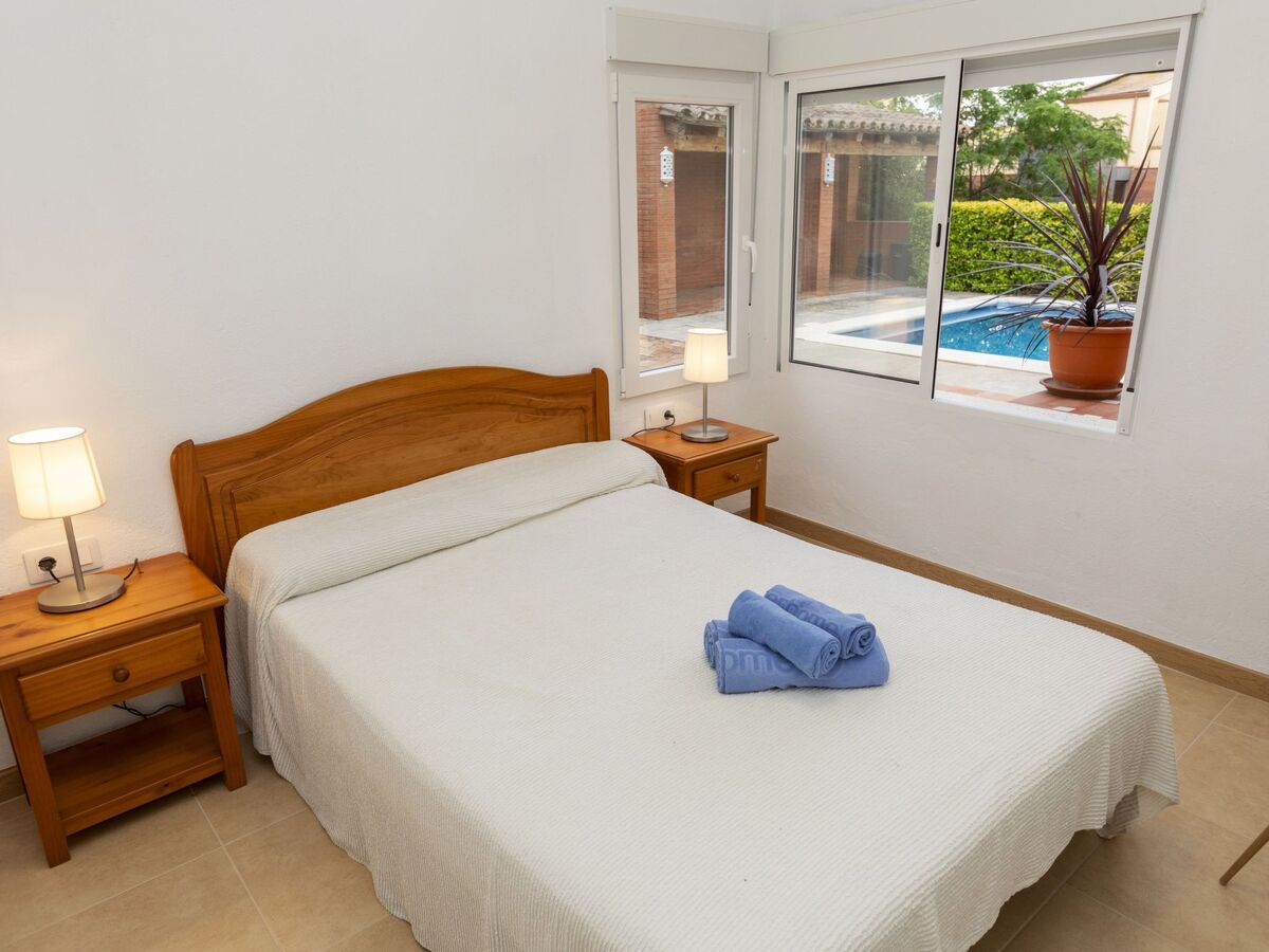 Appartement Rioja, piscine privée à 490 m de la plage - Photo 15