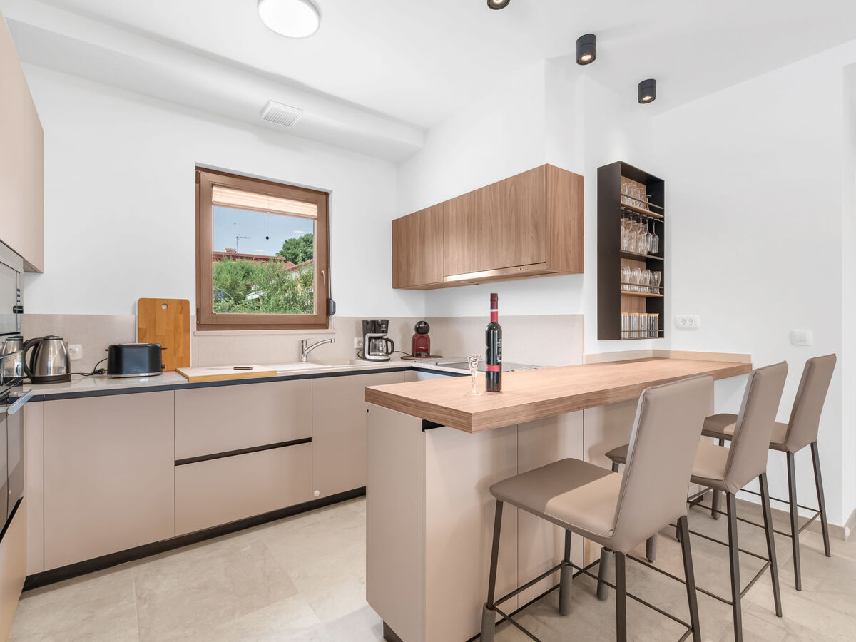 Villa Karina, maison 8 pers. avec piscine chauffée à Poreč - Photo 9