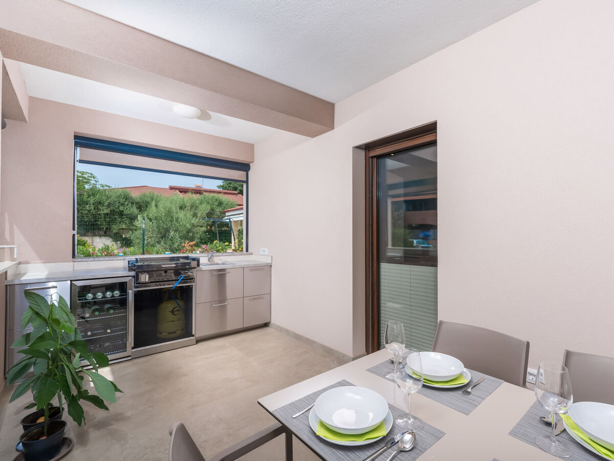 Villa Karina, maison 8 pers. avec piscine chauffée à Poreč - Photo 20