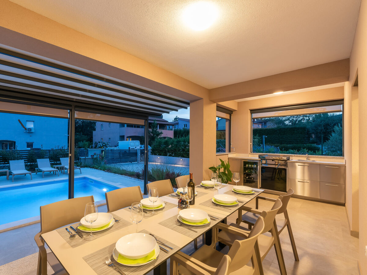 Villa Karina, maison 8 pers. avec piscine chauffée à Poreč - Photo 27