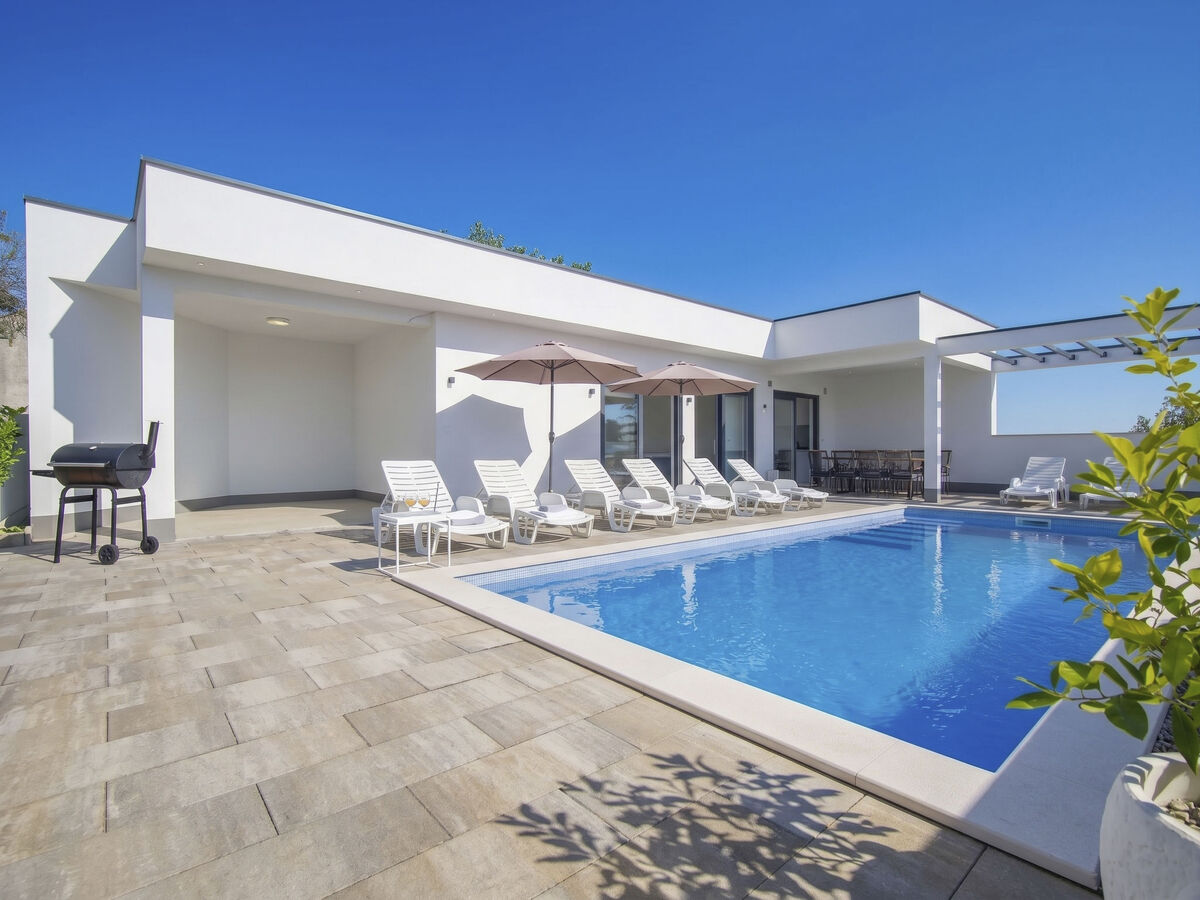Villa Lea : maison 8 pers. piscine chauffée Jadranovo - Photo 1
