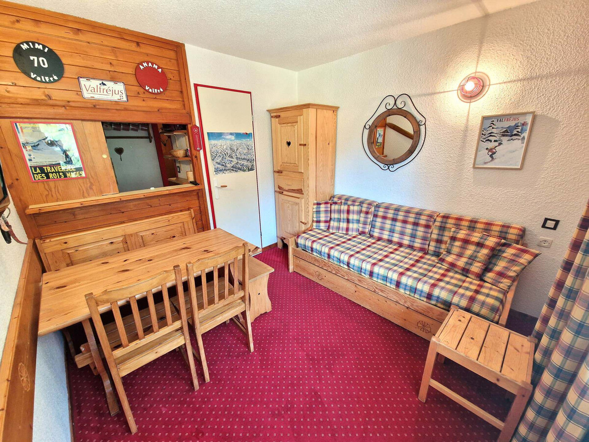 Studio 3 personnes à Valfréjus, balcon sud et casier à skis - Photo 2
