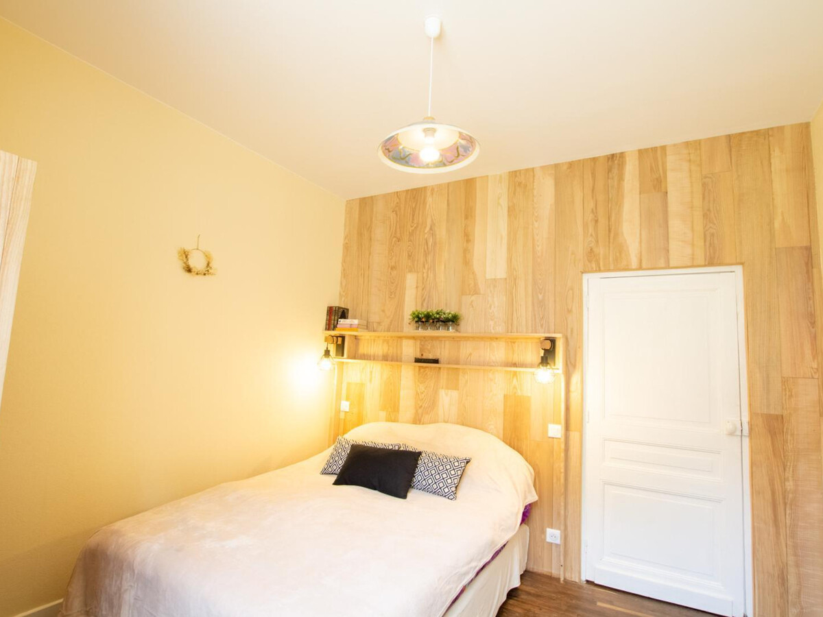 Gîte 6 personnes à Tourtoirac, cour fermée et jeux - Photo 9
