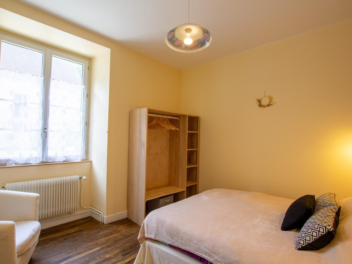 Gîte 6 personnes à Tourtoirac, cour fermée et jeux - Photo 10