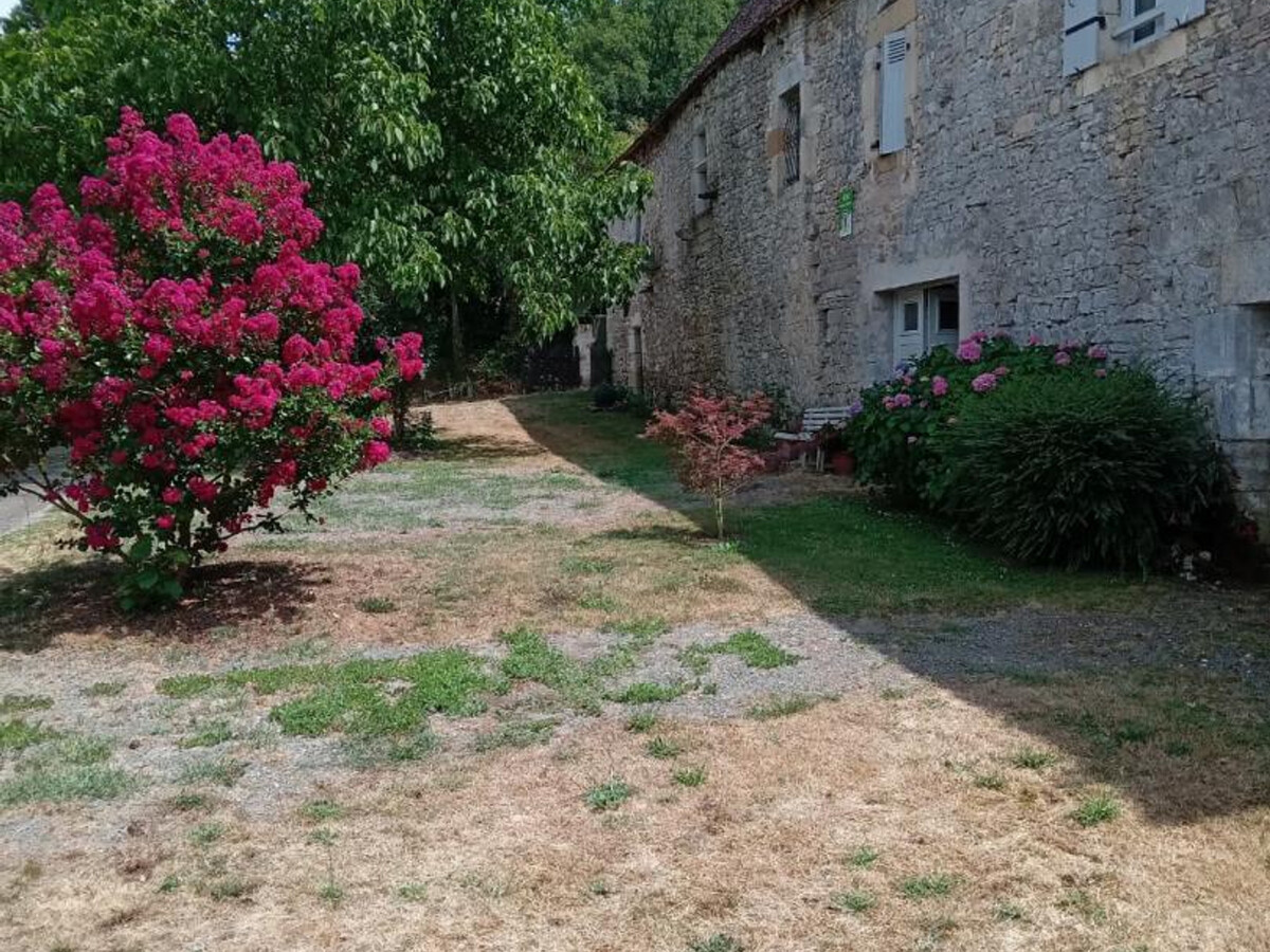 Gîte 6 personnes à Tourtoirac, cour fermée et jeux - Photo 17