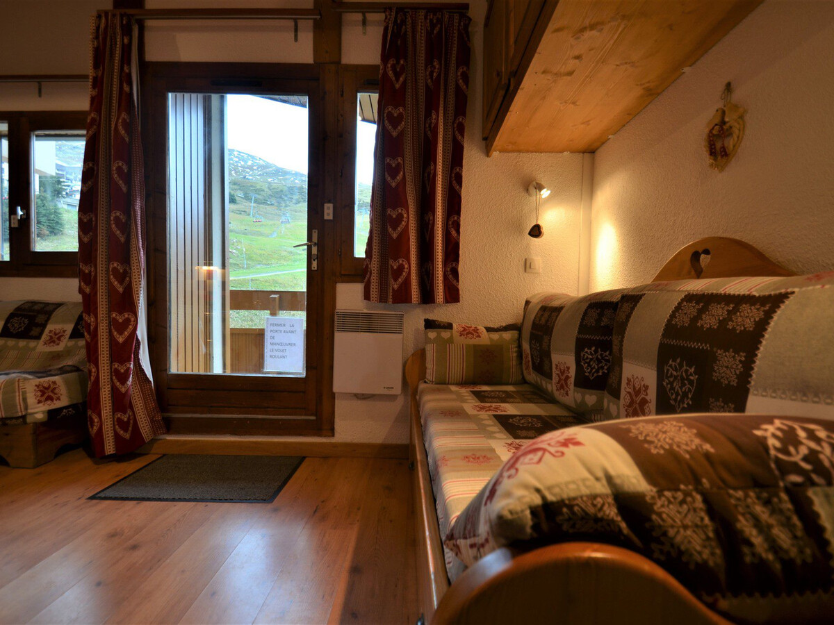 Studio 4 pers aux Menuires, balcon vue pistes - Photo 2