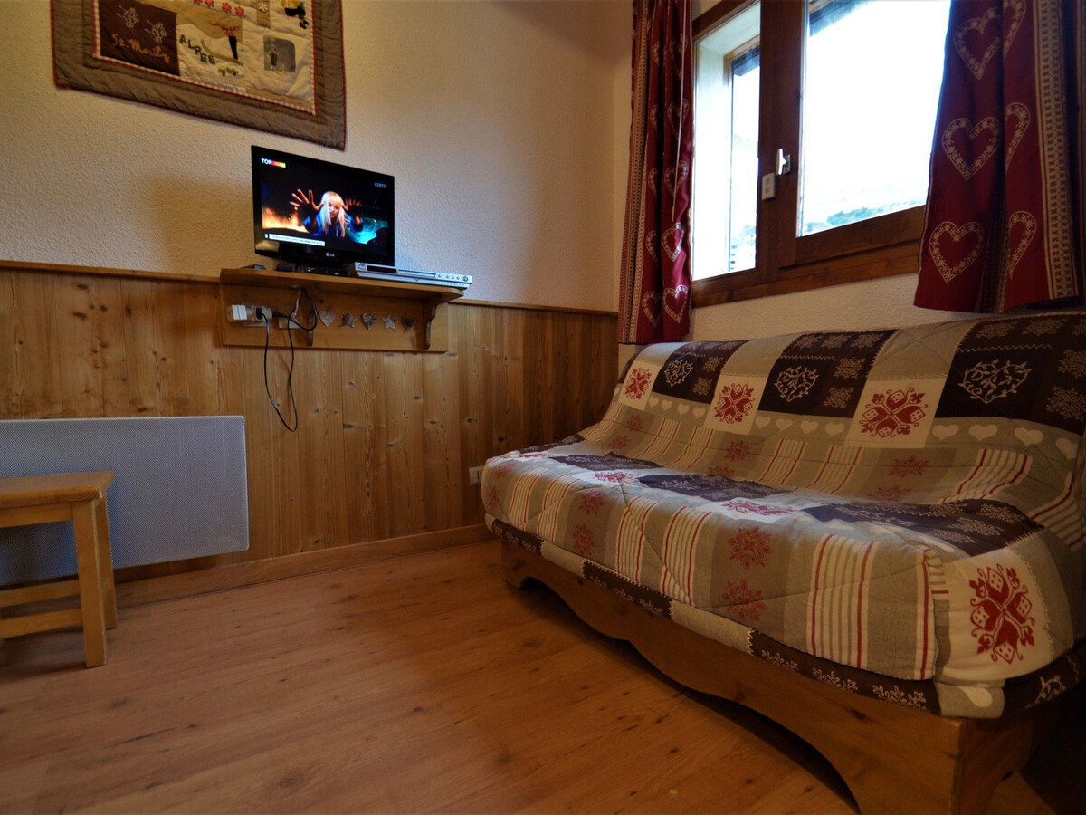 Studio 4 pers aux Menuires, balcon vue pistes - Photo 3