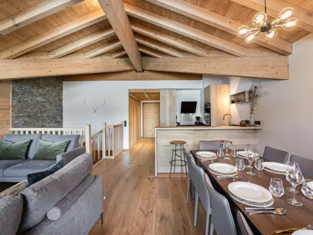 Magnifique duplex 9 pers à Courchevel avec balcon et parking : photo 2