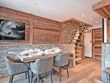 Location appartement à Méribel, Duplex confortable avec conciergerie à Méribel