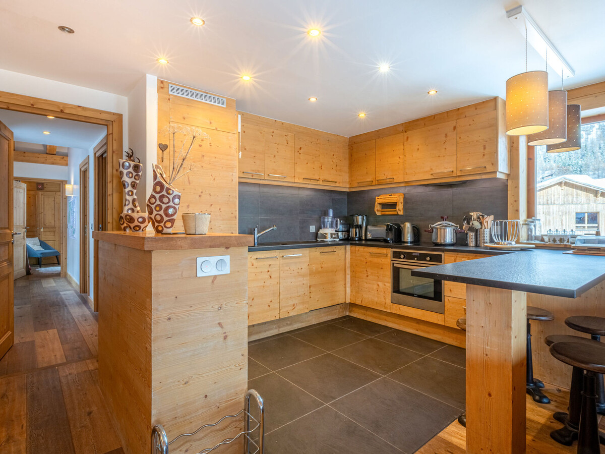 Appartement 5 pièces luxe, 111m² avec cheminée à Val-d'Isère - Photo 6