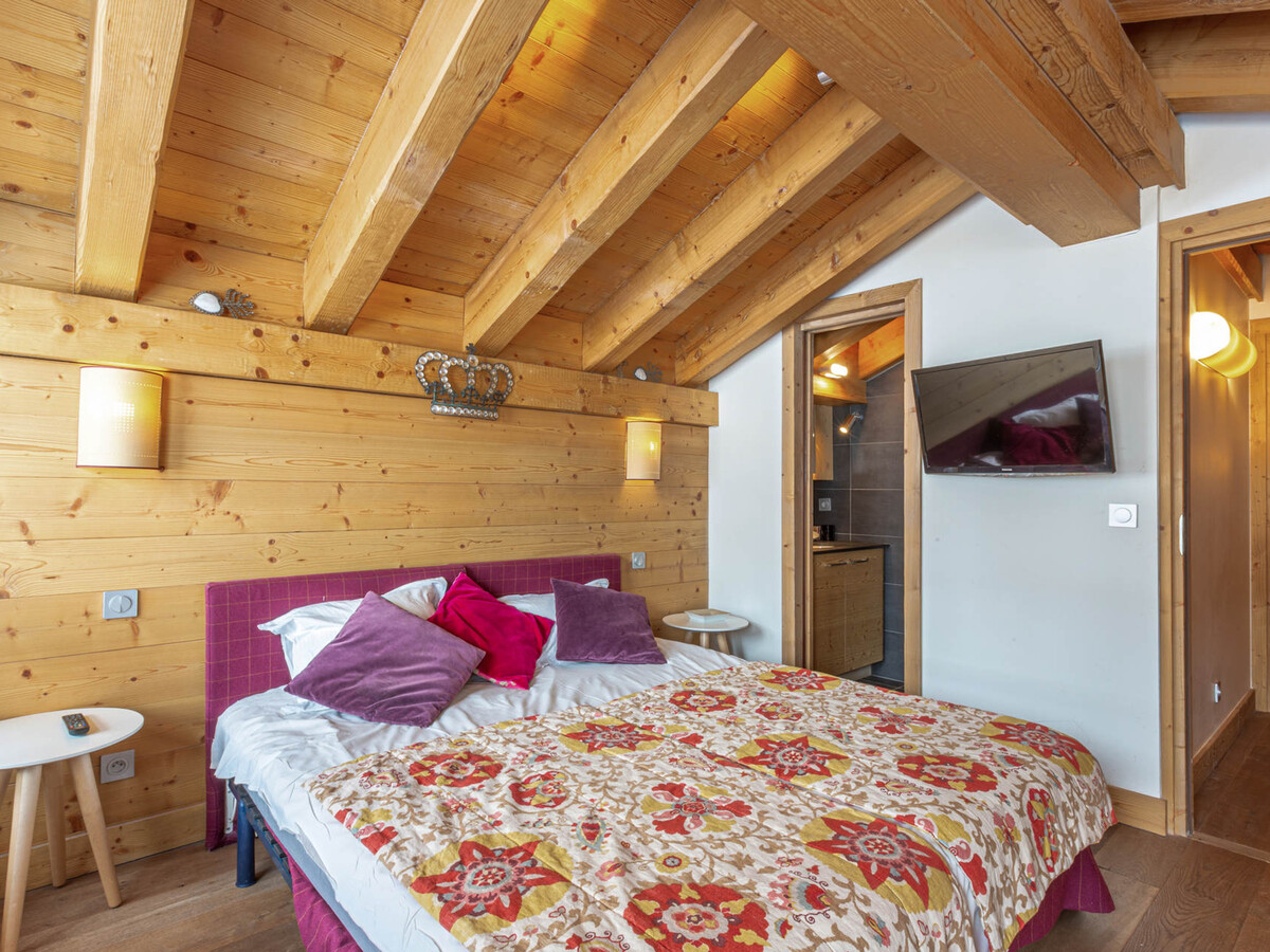 Appartement 5 pièces luxe, 111m² avec cheminée à Val-d'Isère - Photo 9