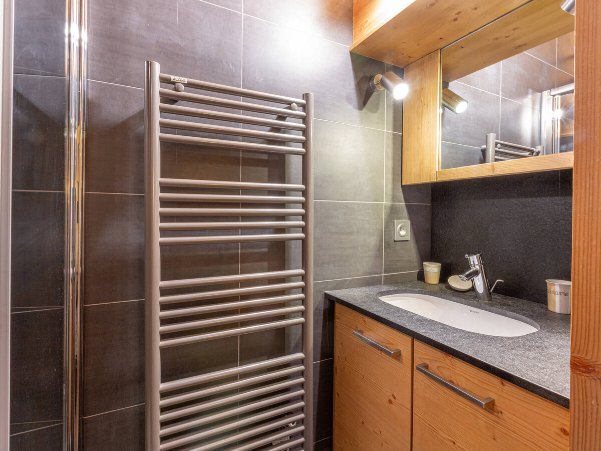Appartement 5 pièces luxe, 111m² avec cheminée à Val-d'Isère - Photo 13