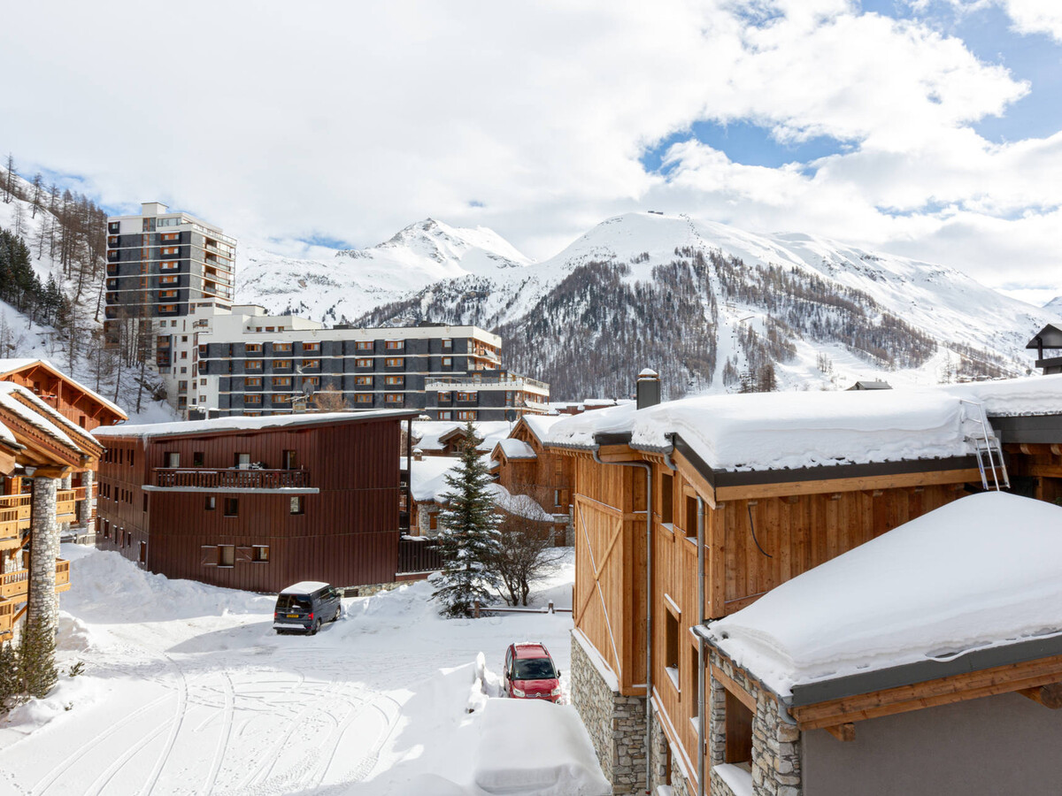 Appartement 5 pièces luxe, 111m² avec cheminée à Val-d'Isère - Photo 16